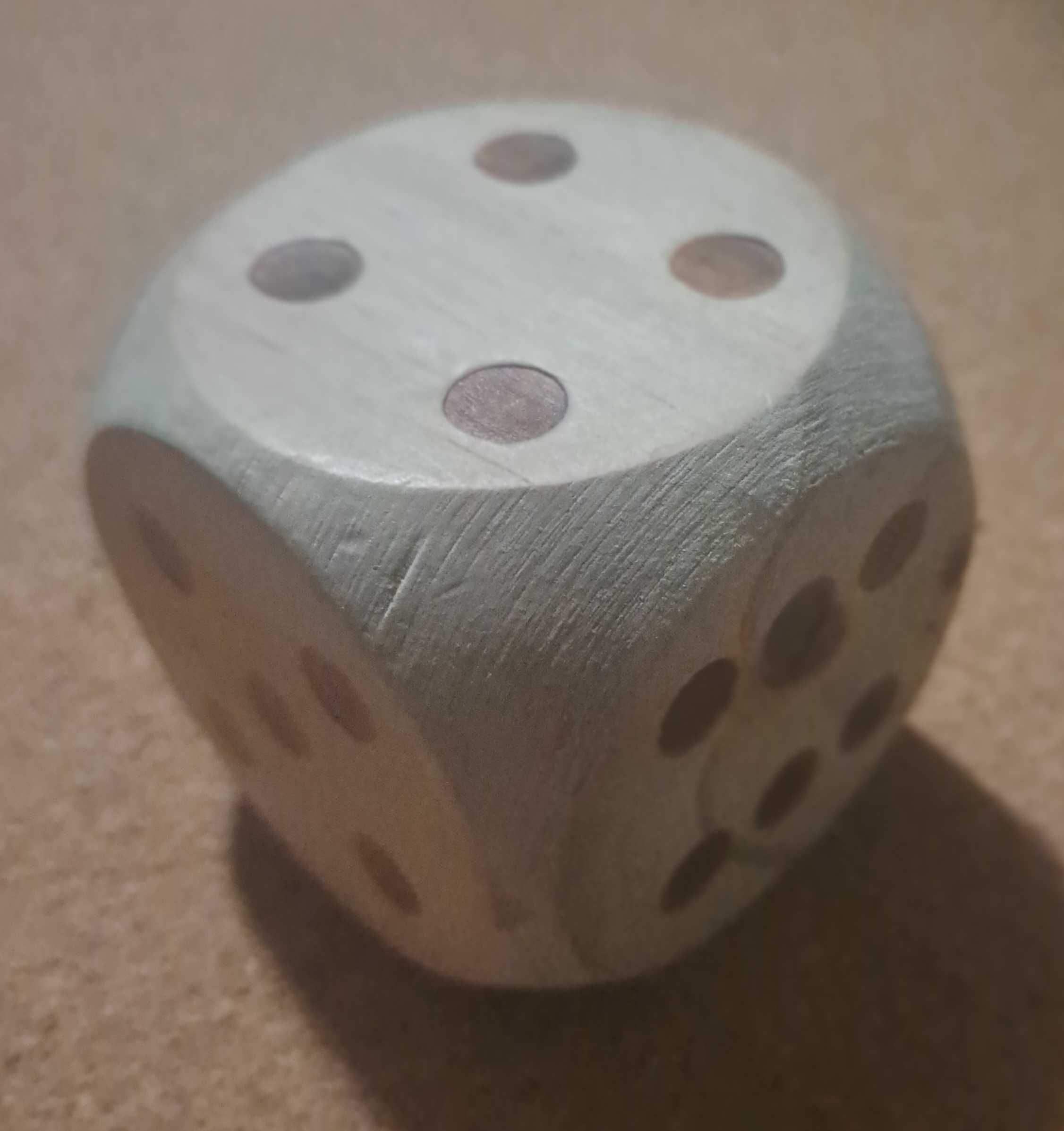 Duża drewniana sześciokątna kostka do gry, 5,5 × 5,5 × 5,5 cm