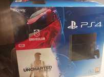 PlayStation 4 – 2 pady + gry w zestawie