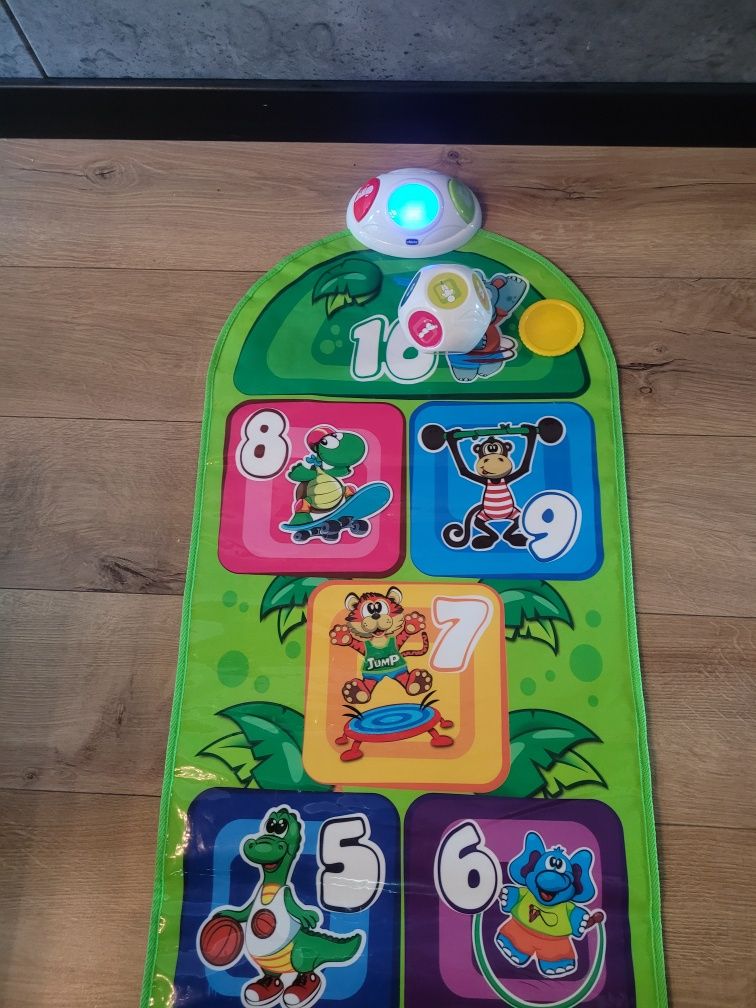 Mata grająca Chicco gra w klasy