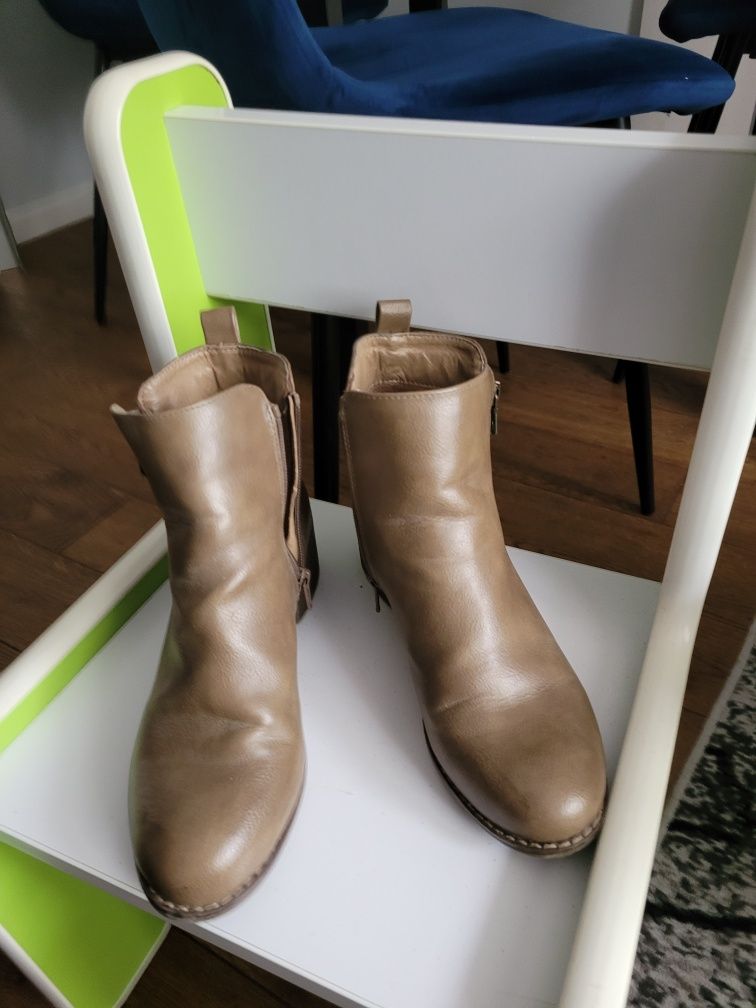 Botki Esmara 37 lekko ocieplone