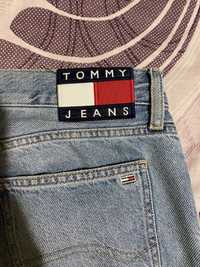 Джинсы tommy jeans