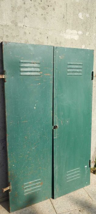 Portas de alumínio — usadas