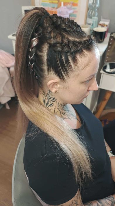 Fryzury z włosami syntetycznymi w promocyjnej cenie, warkocze Lublin