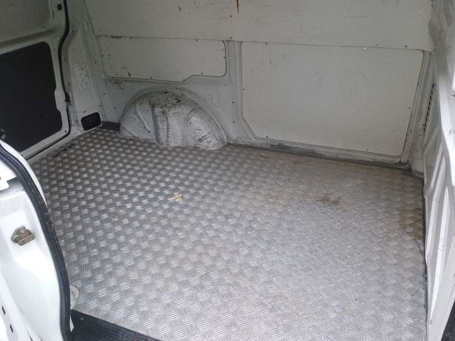 Mercedes benz (bus)