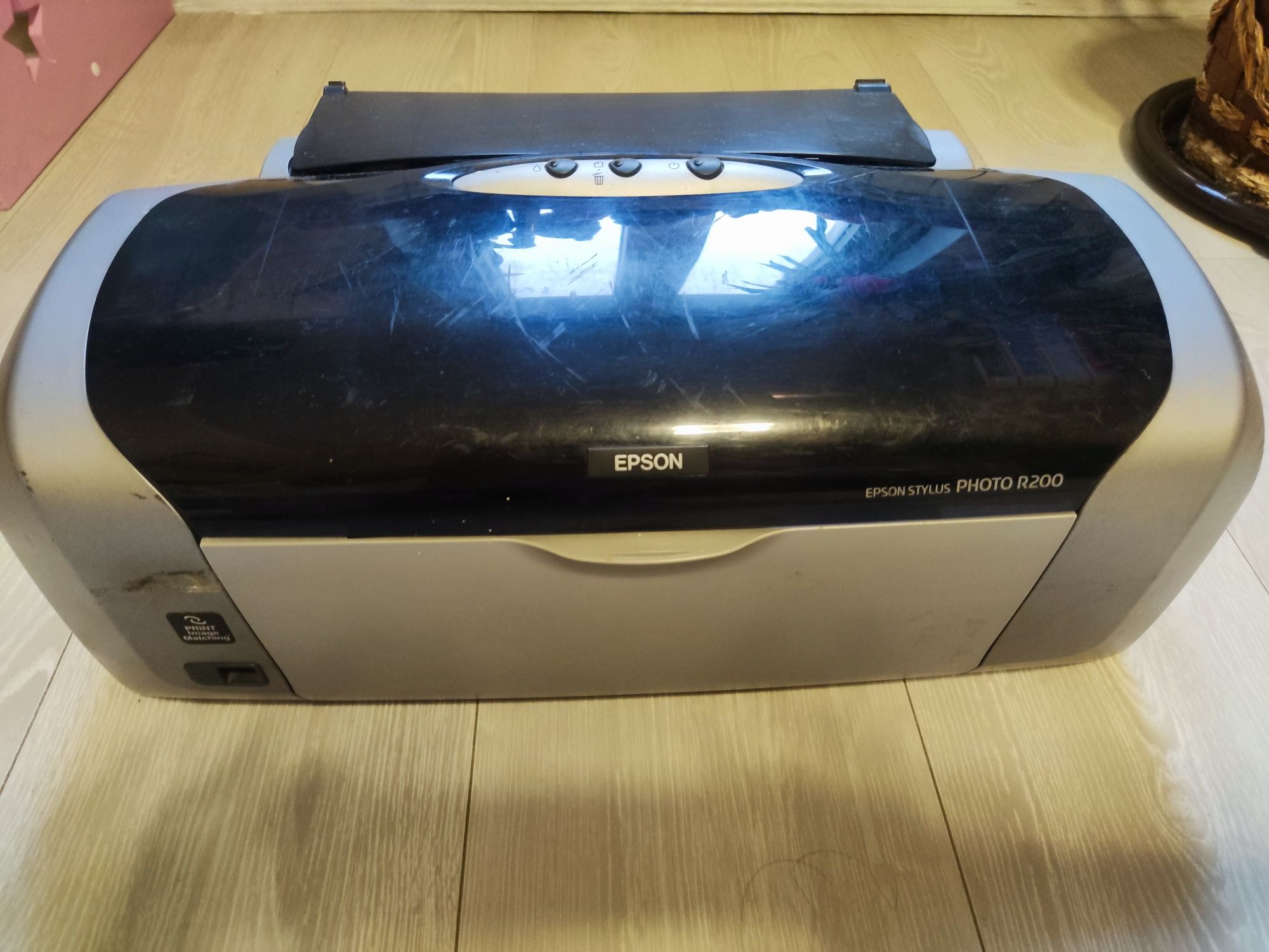 Принтер  6 цветные Epson r200