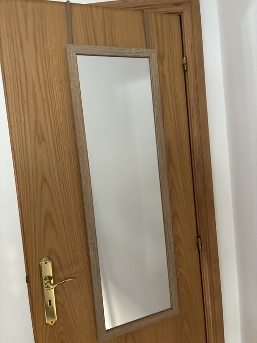 Espelho de pendurar em porta