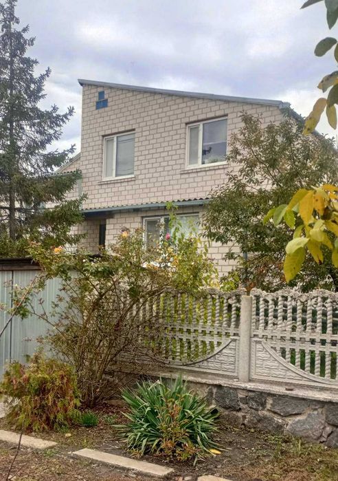 Терміновий продаж або обмін будинку.