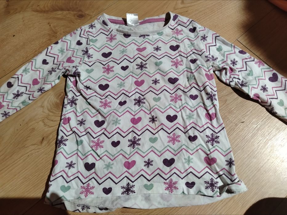 Świąteczne ubranka dla dziewczynki