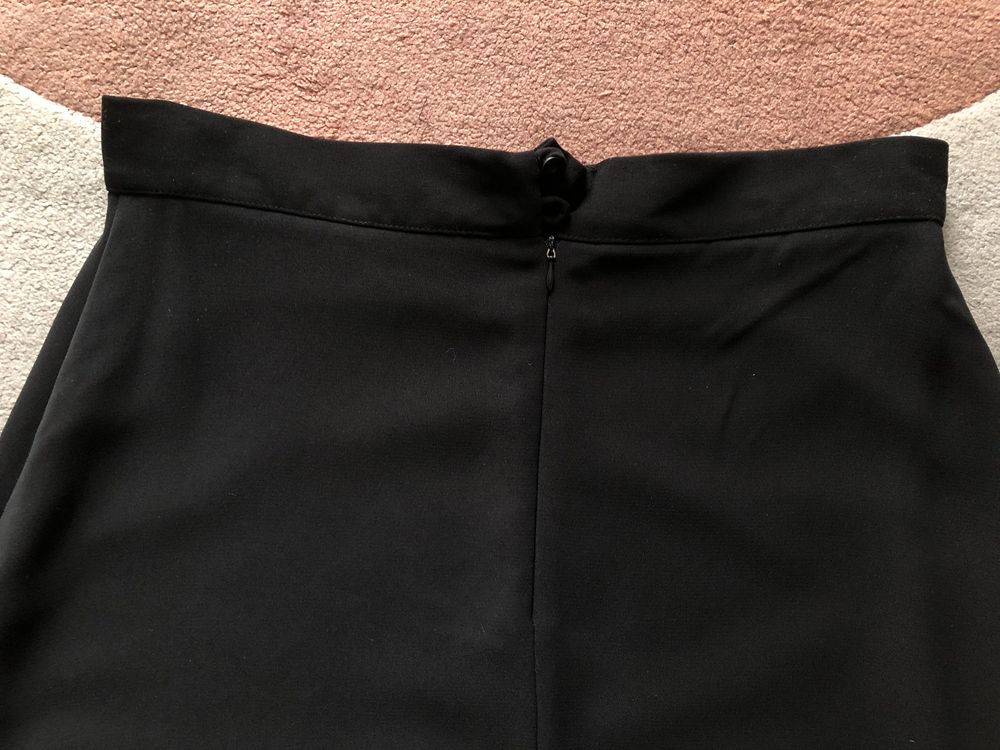 Długa czarna spódnica 44