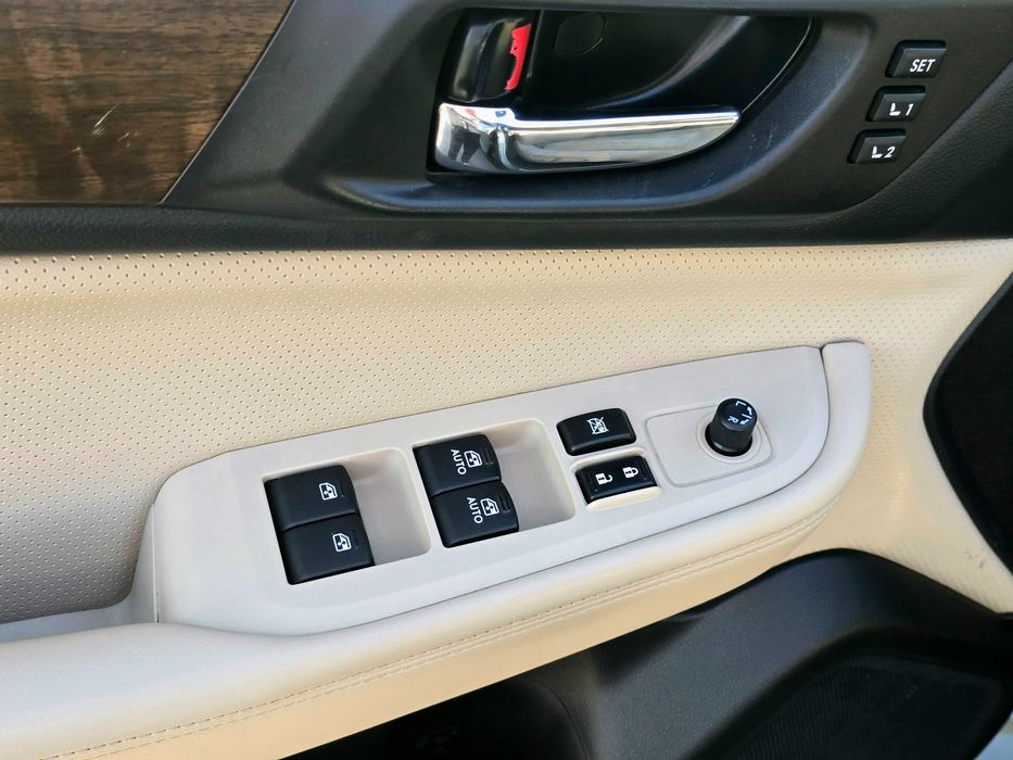 Subaru Outback 2014г.в. 2.5 газ-бебнзин, полный привод