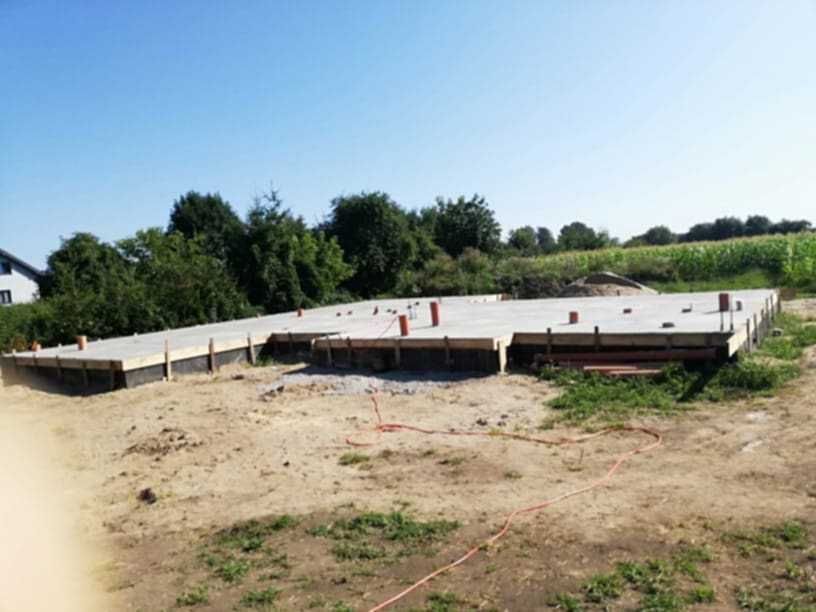 Wynajem szalunków fundamentowych acrow