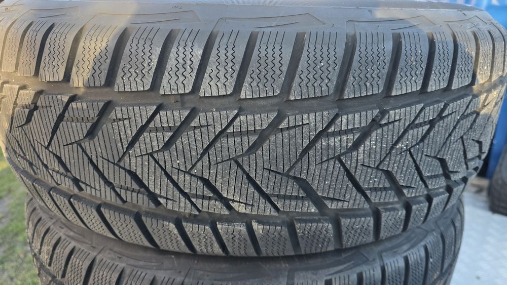 Комплект шин 225/60/17
