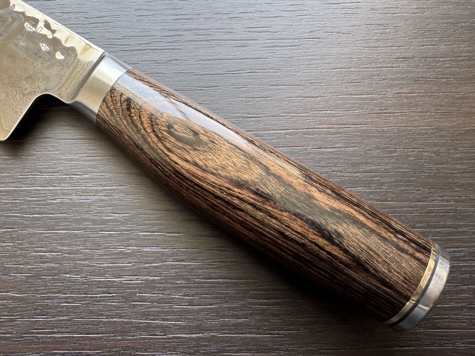 Японський професійний кухонний шеф-ніж Shun Premier