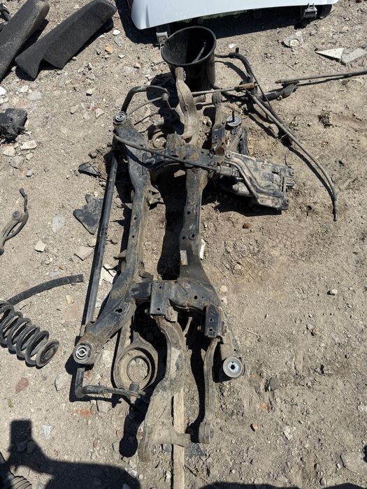 Opel insignia A tylne zawieszenie 4x4 wózek kołyska