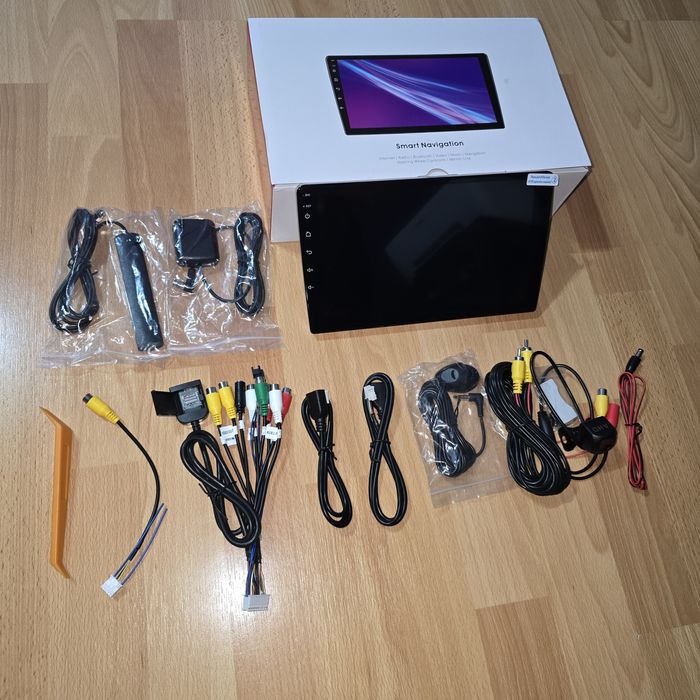 Radio 9" 2DIN z Androidem AndroidAuto i Carplay+BT+4G+Wifi+kamera AHD