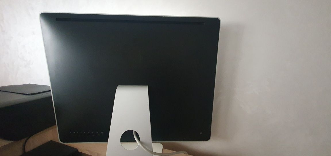 Apple iMac (24-inch,Early 2008