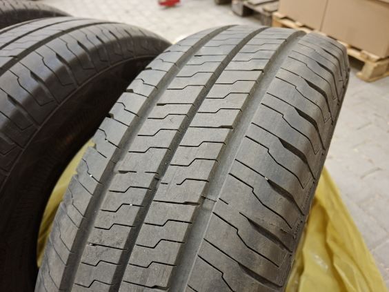 4x Continental VanContact Eco 215/70R15C