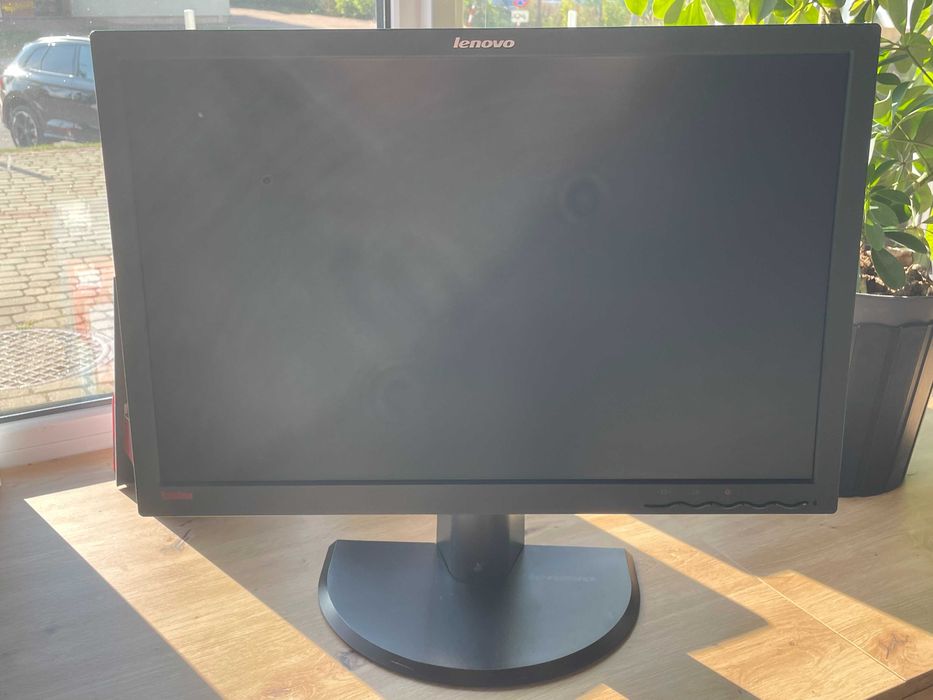 Monitor Lenovo LT2452pwC + Gwarancja 6 msc