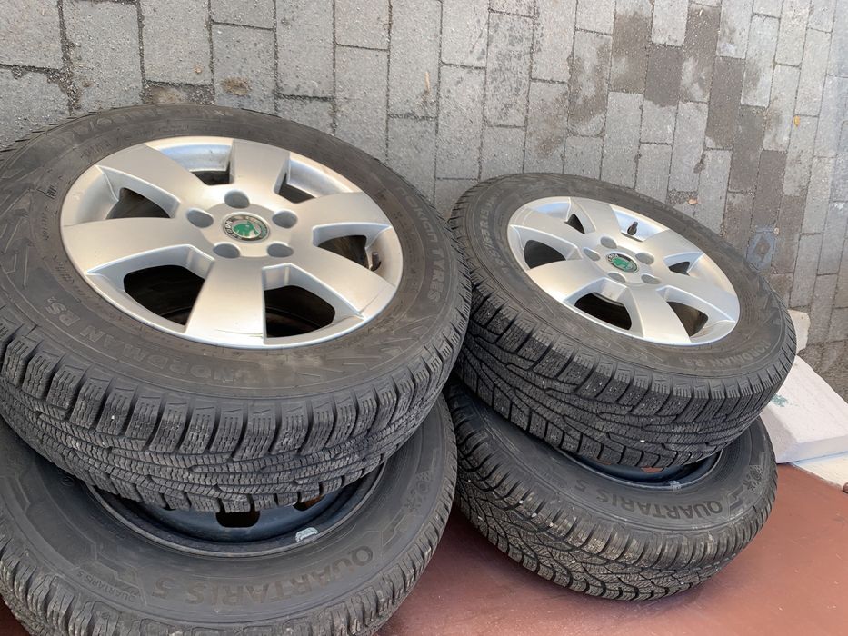 Комплект шини з дисками оригінальні Skoda octavia