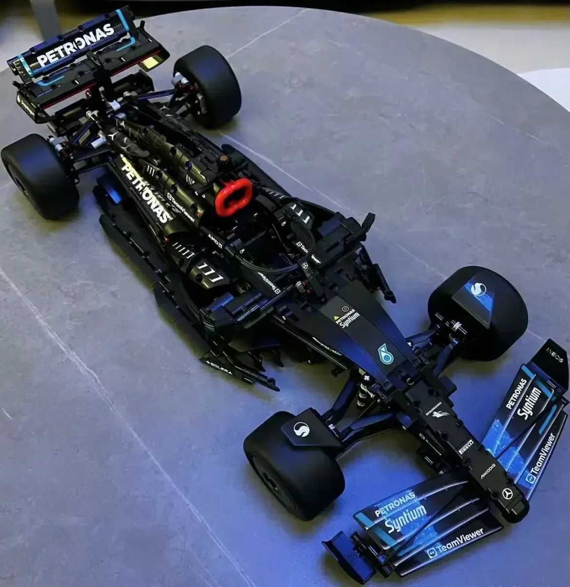 Конструктор Lego technic Mercedes F1 W14 E Performance 1642 деталі