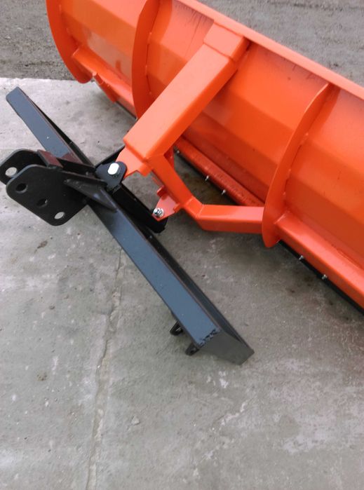 Pług do śniegu  mocowanie EURORAMKA 2,0 m pługi do śniegu