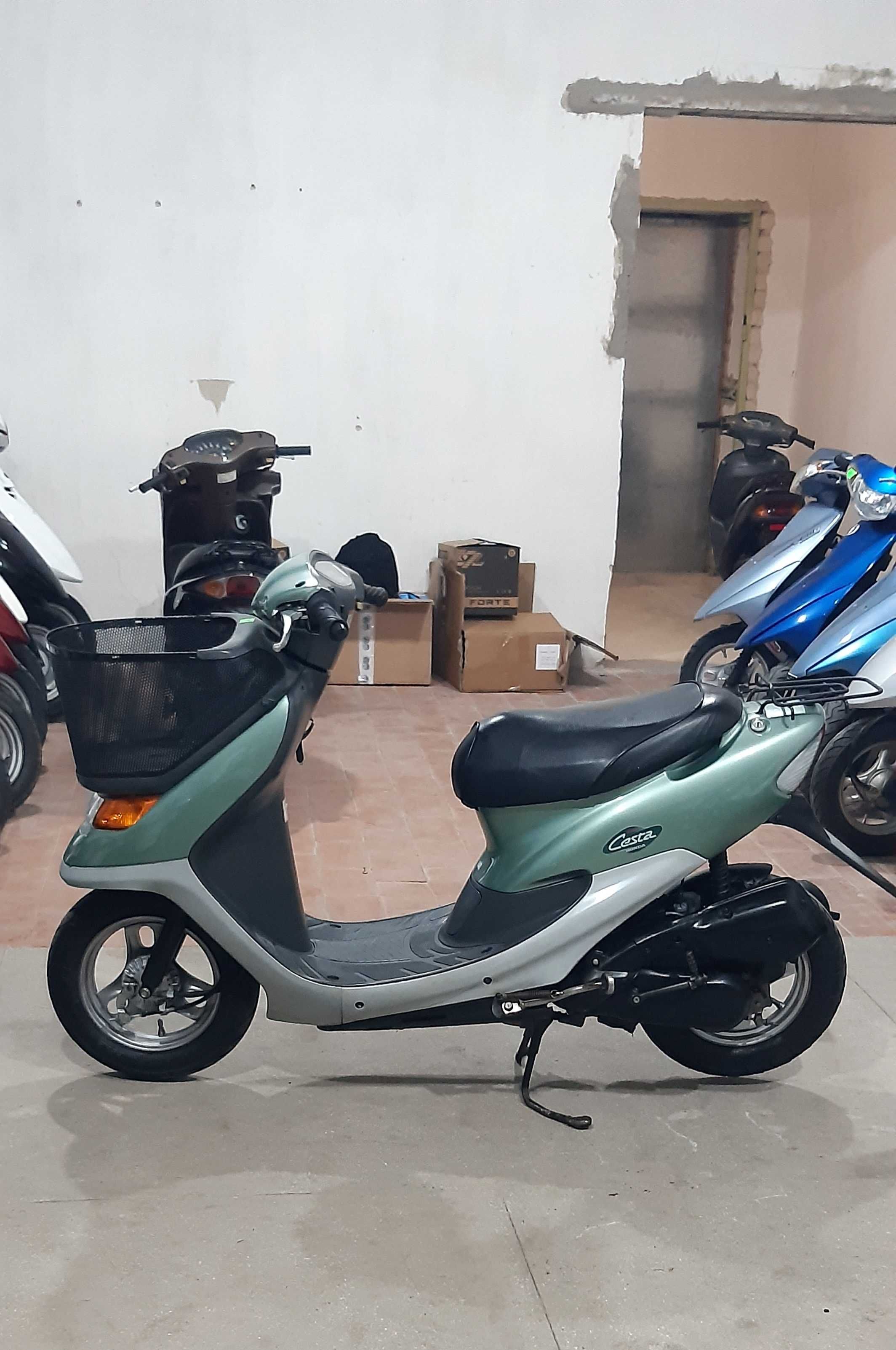 Скутер Honda Dio Cesta AF34