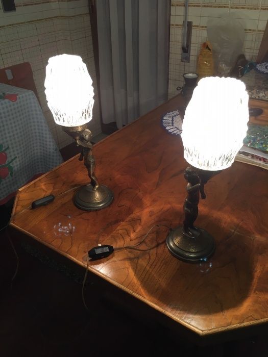 Par de candeeiros de mesa de cabeceira