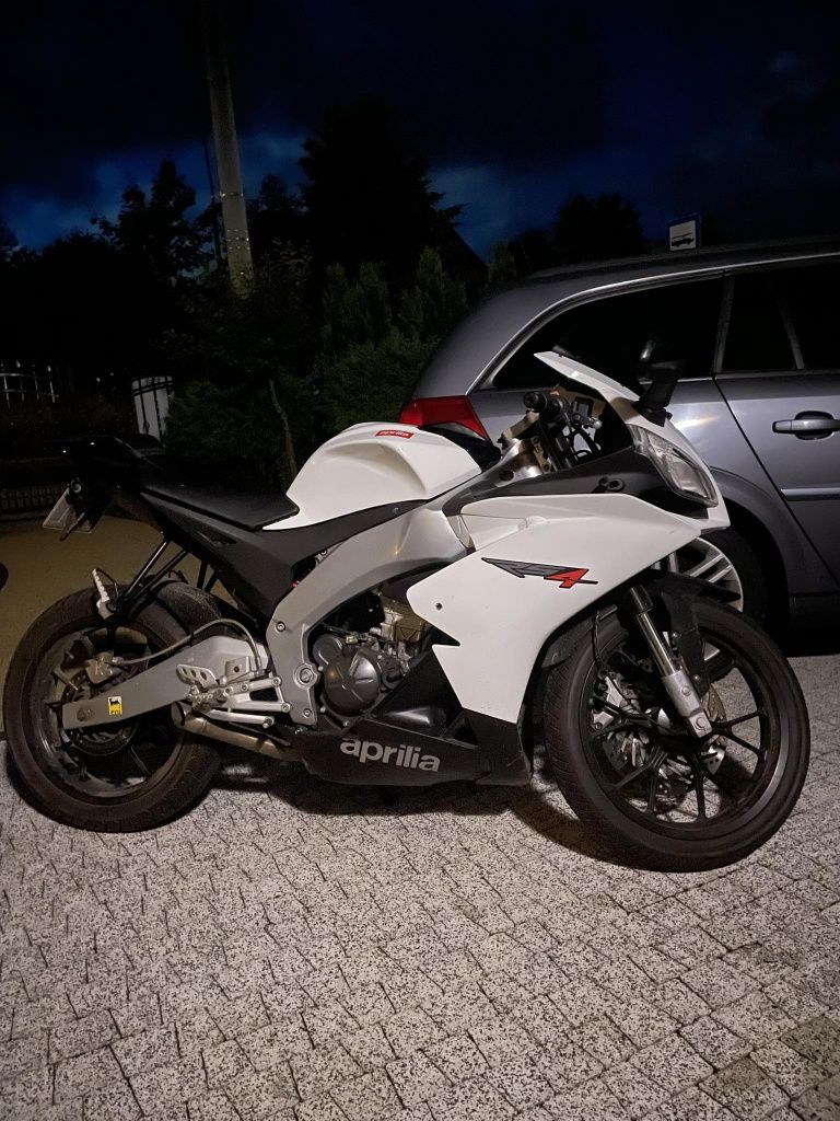 Aprilia rs4 125, 2012 r