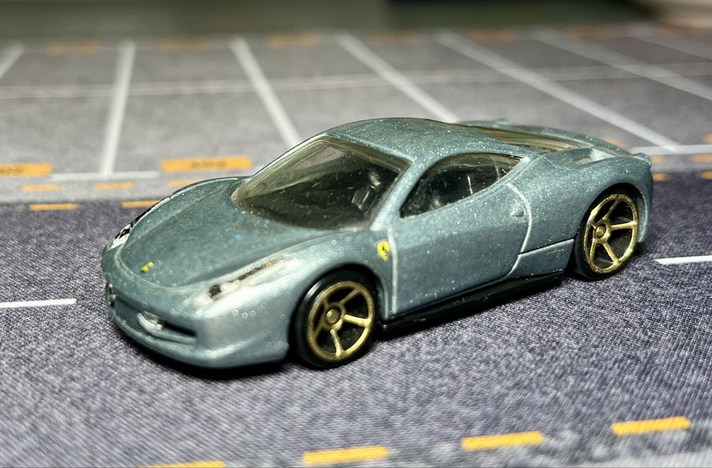 Hot Wheels Ferrari 458 Italia