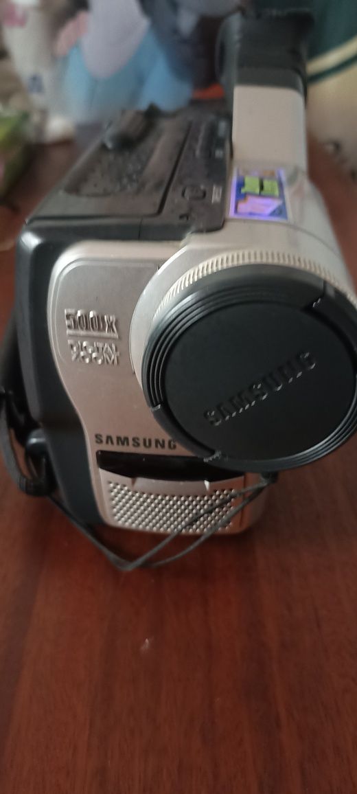 Видеокамера Samsung