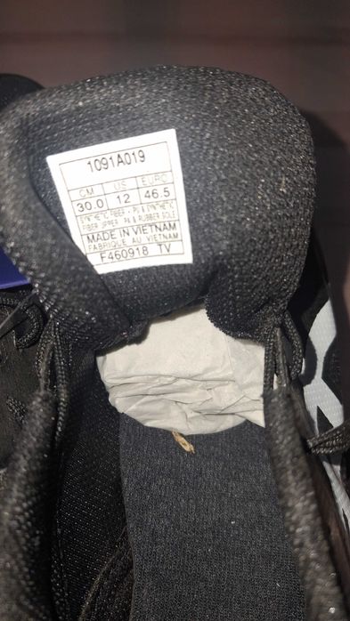 Nowe kolce Asics Hyper LD 6 czarne – rozmiar 46,5