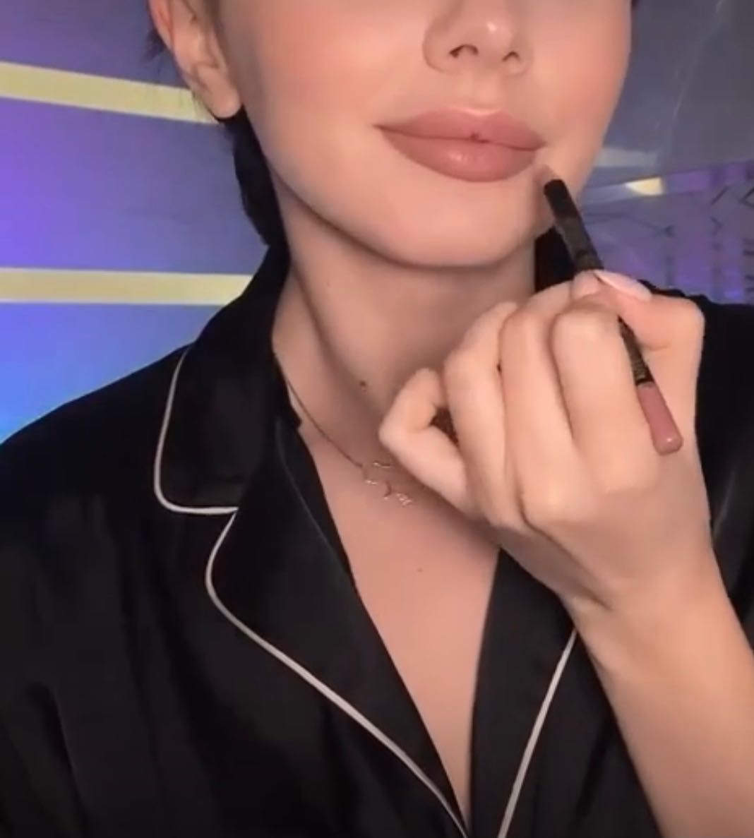 Рідка матова помада 22 Aden + Олівець для губ Golden Rose Lipliner