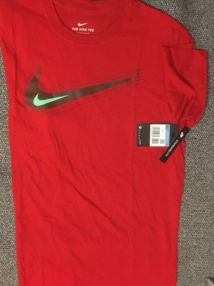 T-shirt Nike e camisola + calça Nike (conjunto)