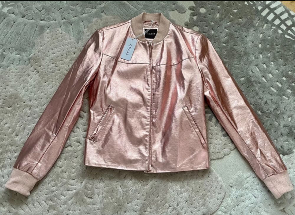 Kurtka wiosenna Guess