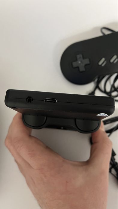 Нова портативна ігрова приставка з іграми денді сега та інші