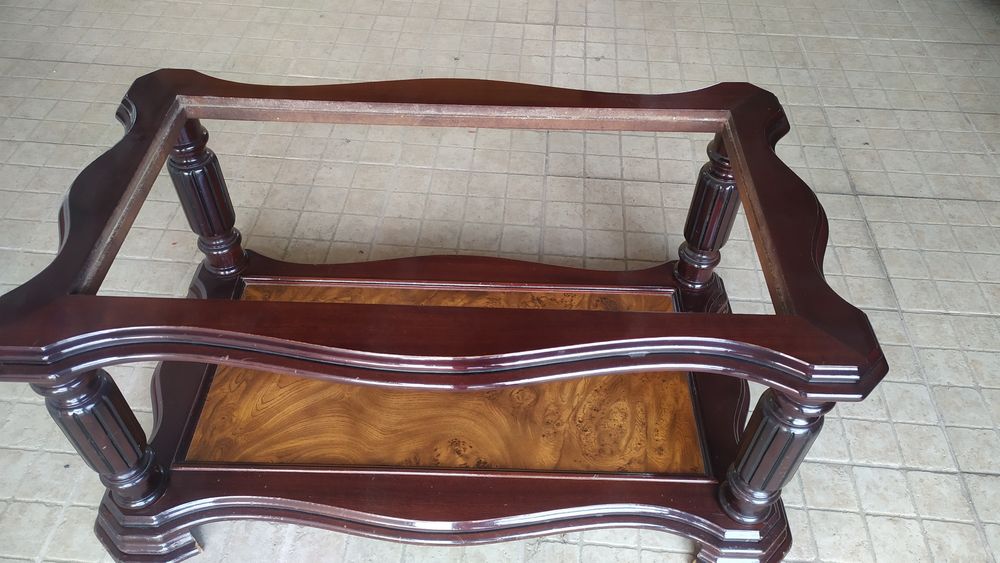 Moveis usados, mesinhas mesa cadeira ver preços na descrição