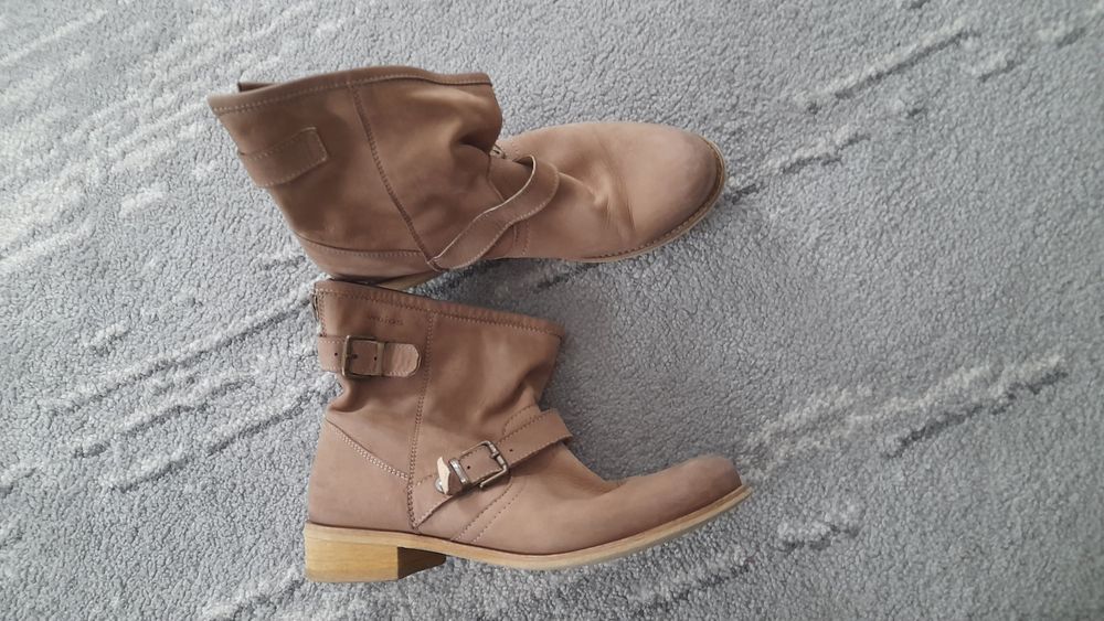 Шкіряні демі черевики Розмір 39