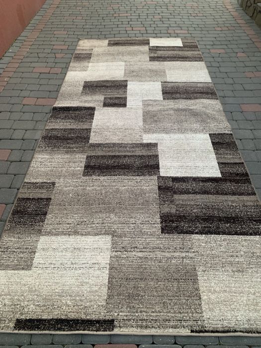 Коври, килим в кімнату