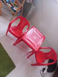 Stolik i krzesełka plastikowe
