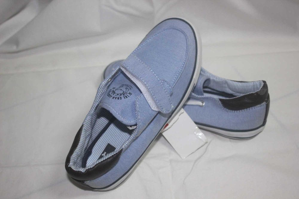 Sapatilhas ZIPPY Novas mas!!