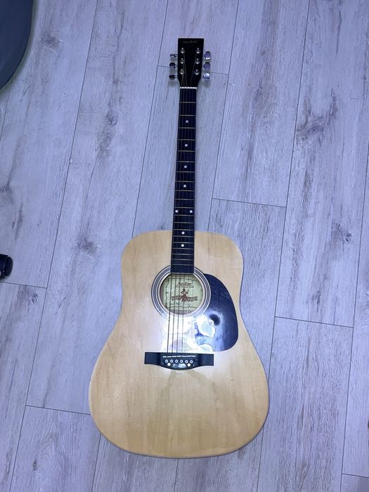 Гітара Maxtone нова