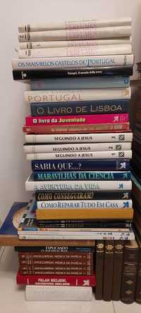 Conjunto de vários livros