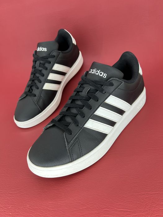 унісекс-кросівки Adidas Grand Court 2.0