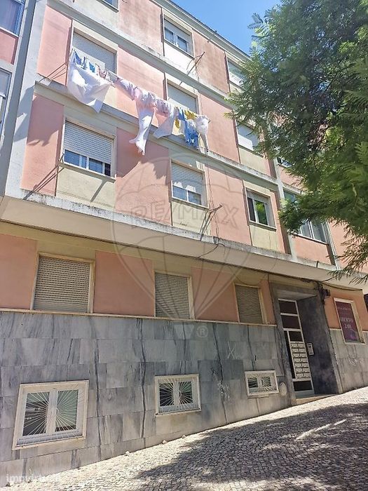 Apartamento T1 para arrendamento