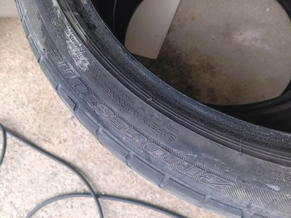 Pneus 225/40R19/89Y Brindgestone Potenza