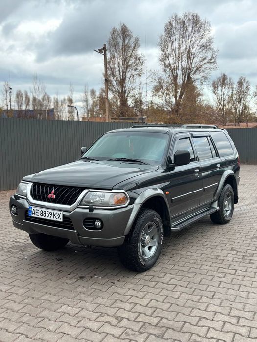 Продам Мицубиси Поджеро Спорт