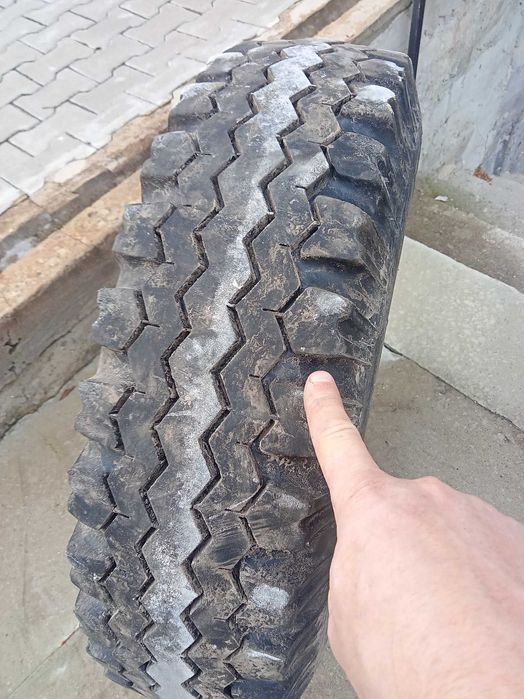 Продам шину УАЗ р15