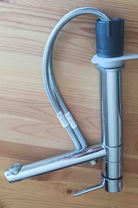 torneira misturadora de cozinha