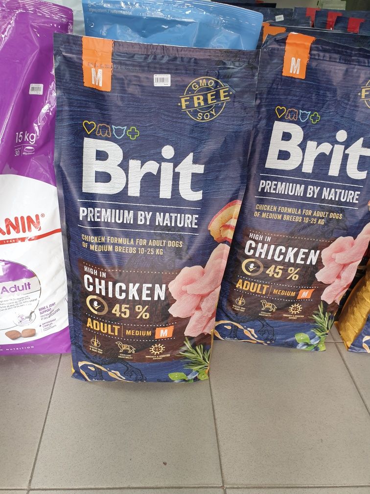 Корм для собак Brit Premium M