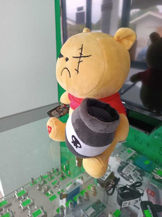 PROMO:Peluche Bad Day Poohison 25cm